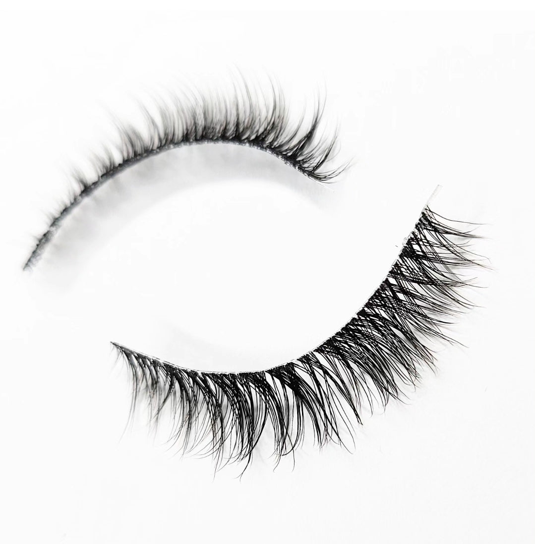 Bay - Clear band lashes