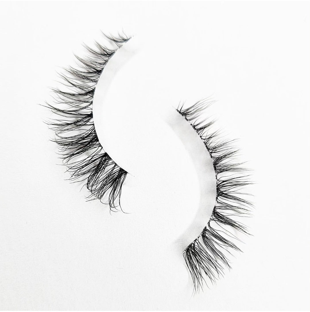 Sunny - Clear band lashes