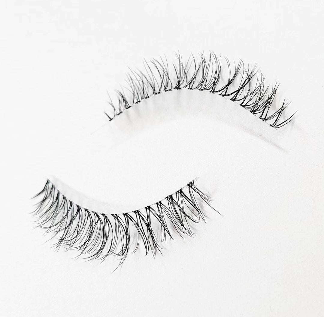 Nova - Clear band lashes